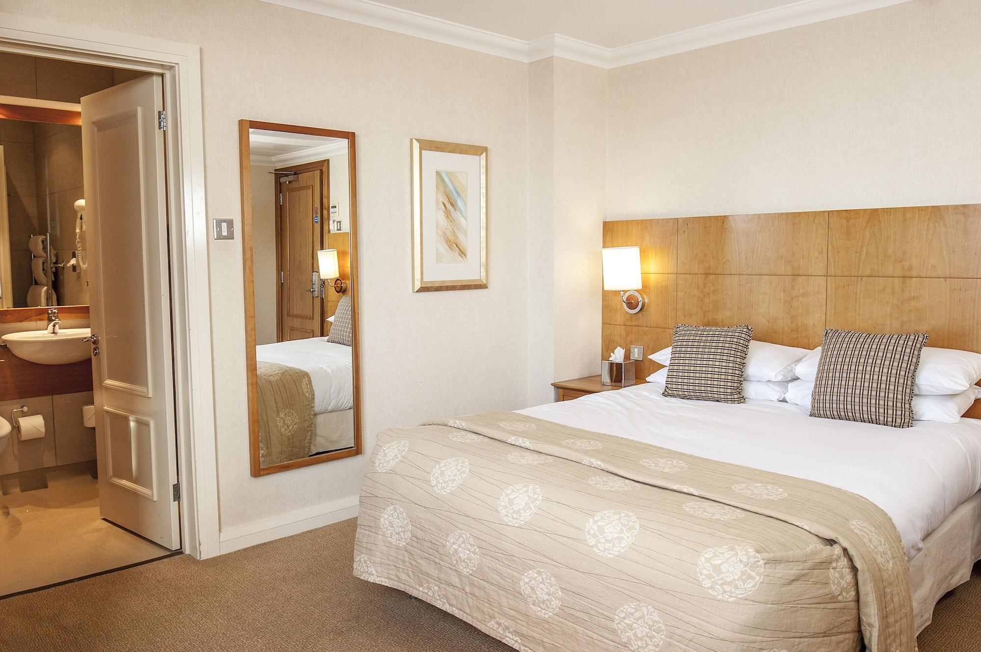 פול Harbour Heights Hotel מראה חיצוני תמונה