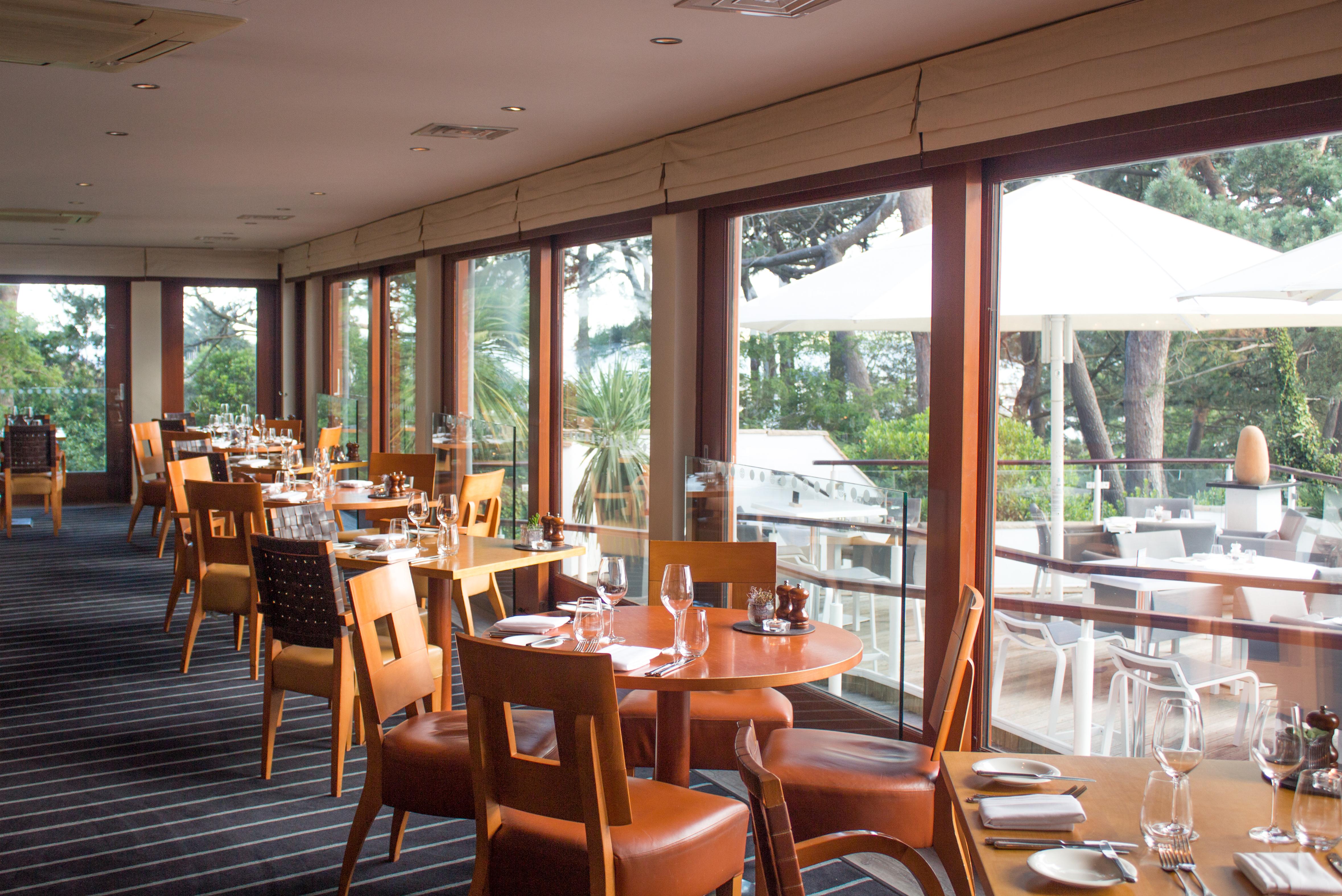פול Harbour Heights Hotel מראה חיצוני תמונה
