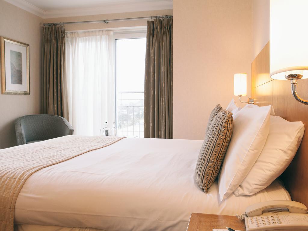 פול Harbour Heights Hotel מראה חיצוני תמונה