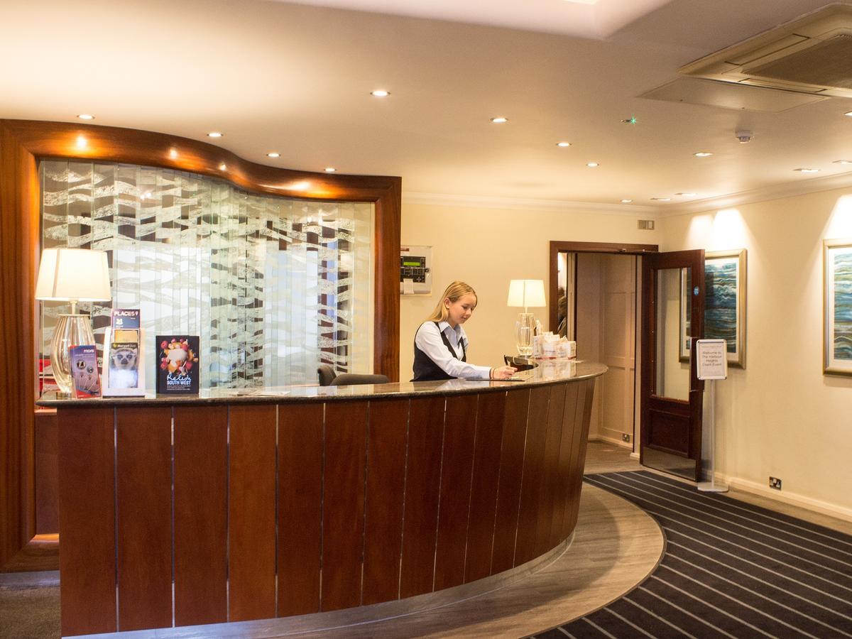 פול Harbour Heights Hotel מראה חיצוני תמונה