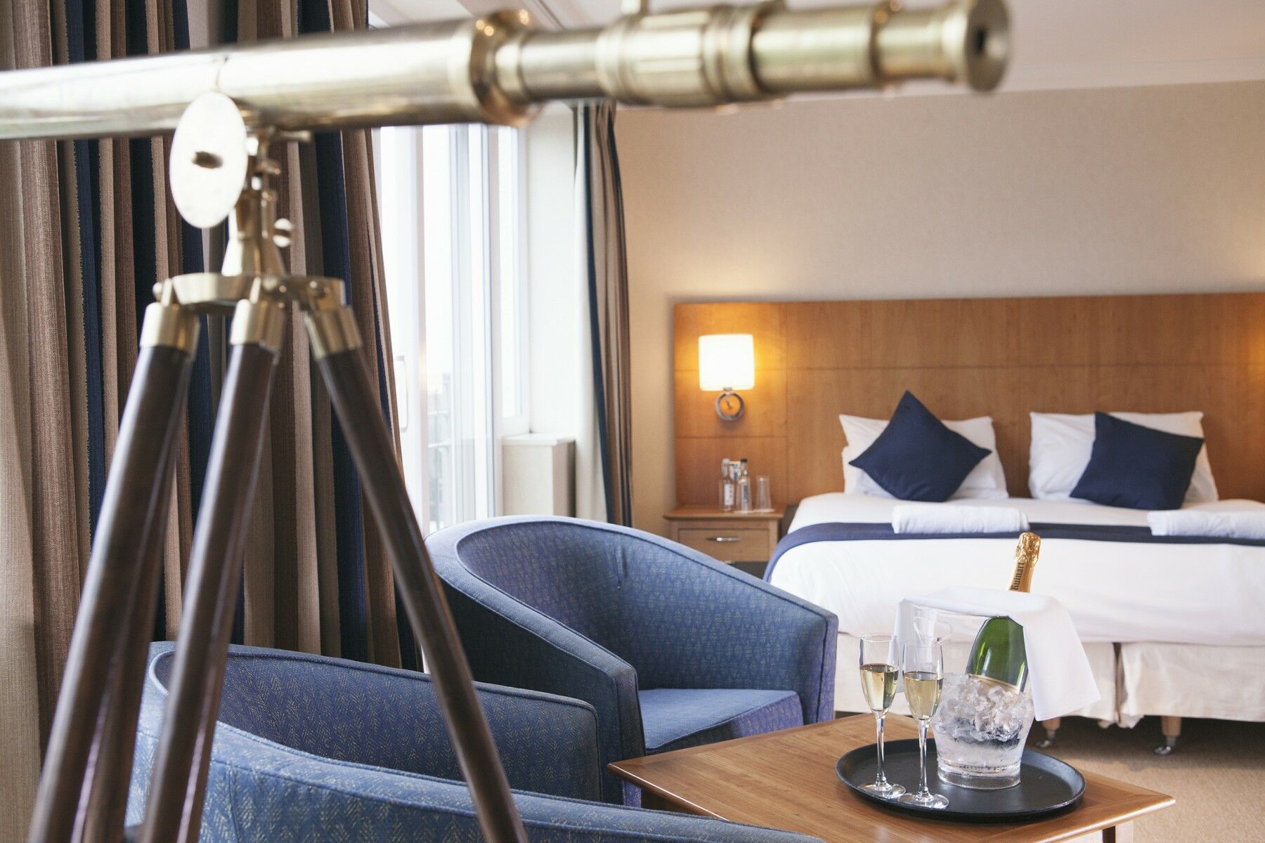 פול Harbour Heights Hotel מראה חיצוני תמונה